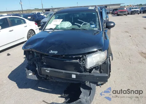 2016 Jeep Compass Sport z USA, uszkodzony, nr VIN 1C4NJCBA8GD543674